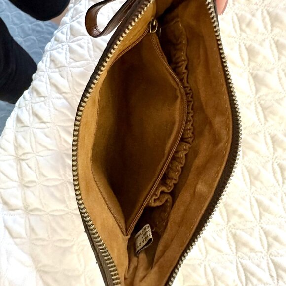 Patricia Nash Leather Floral & Map Print Wristlet – 100% Leather – NWOT - Picture 8 of 9